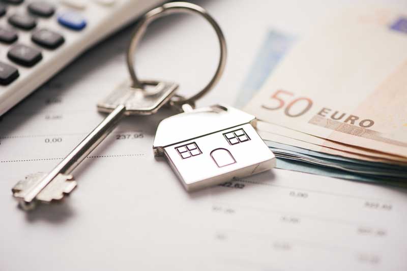 Reclamación de devolución de fianza de alquiler de una vivienda inhabitable estimación